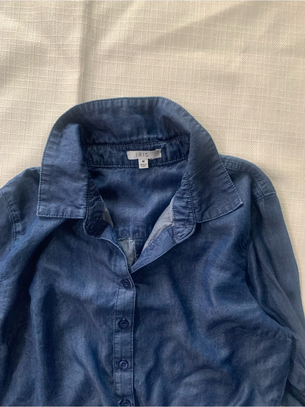 Iris Dark Wash Cropped Denim Button-Down Top - Picture 5 of 9